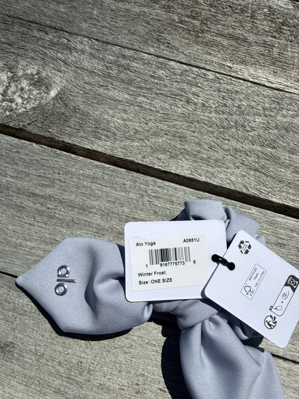 ALO Airlift Rhythm Scrunchie WINTER FROST‎ NWT